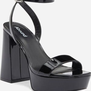 *BRAND NEW* Abound Glossy Black Platform Heels Size 9
